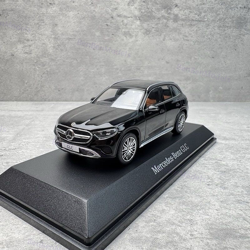 iScale 1:43 Mercedes-Benz GLC X254 2024 Car Diecast Model Collectible Replica Gifts