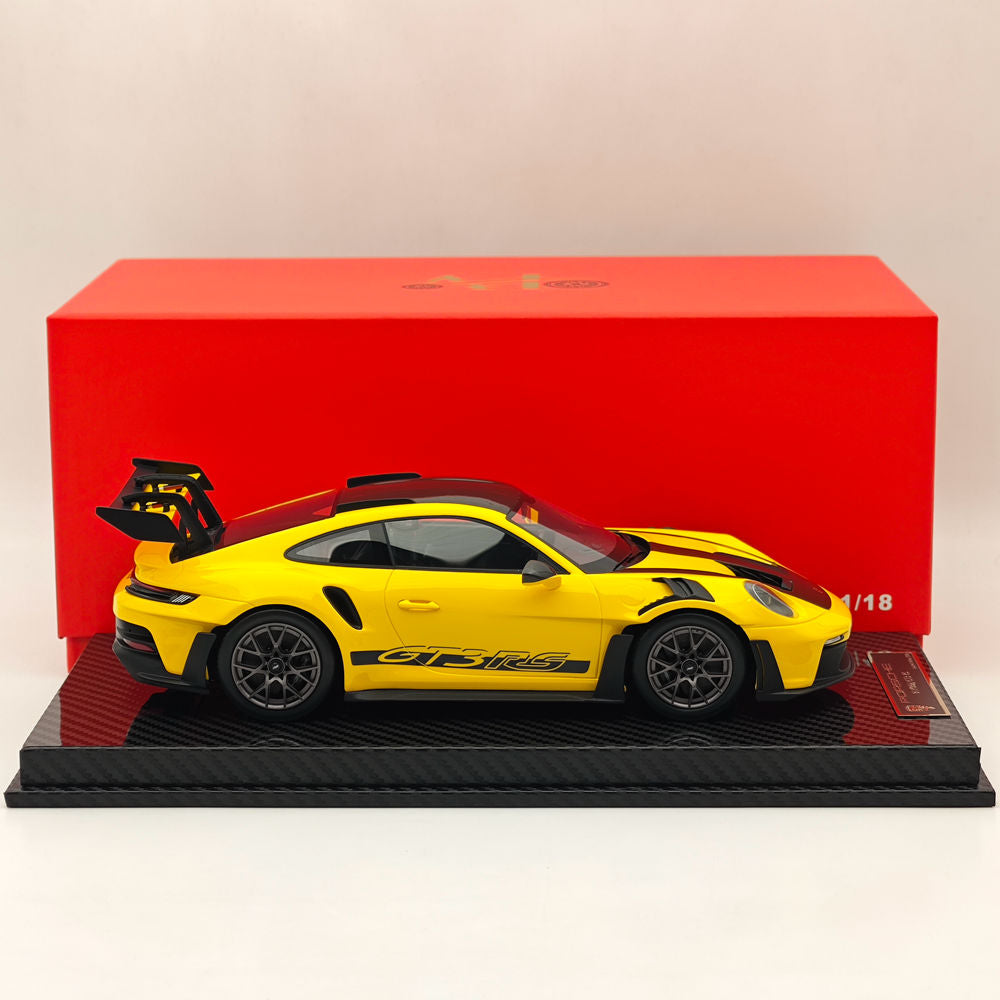 Modèle de voiture de collection en résine de haute qualité AI MODEL 1/18 Porsche 992 GT3 RS JAUNE