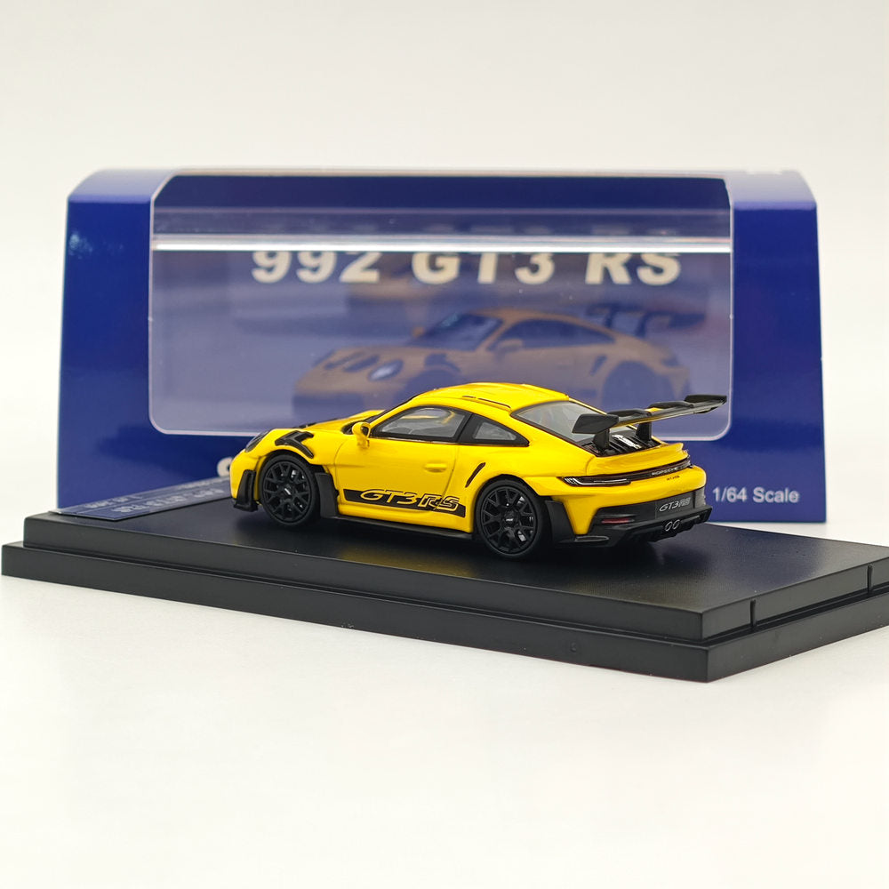 Modèles de voitures moulées sous pression SW Porsche 992 GT3 RS Racing Sports Jaune 1:64