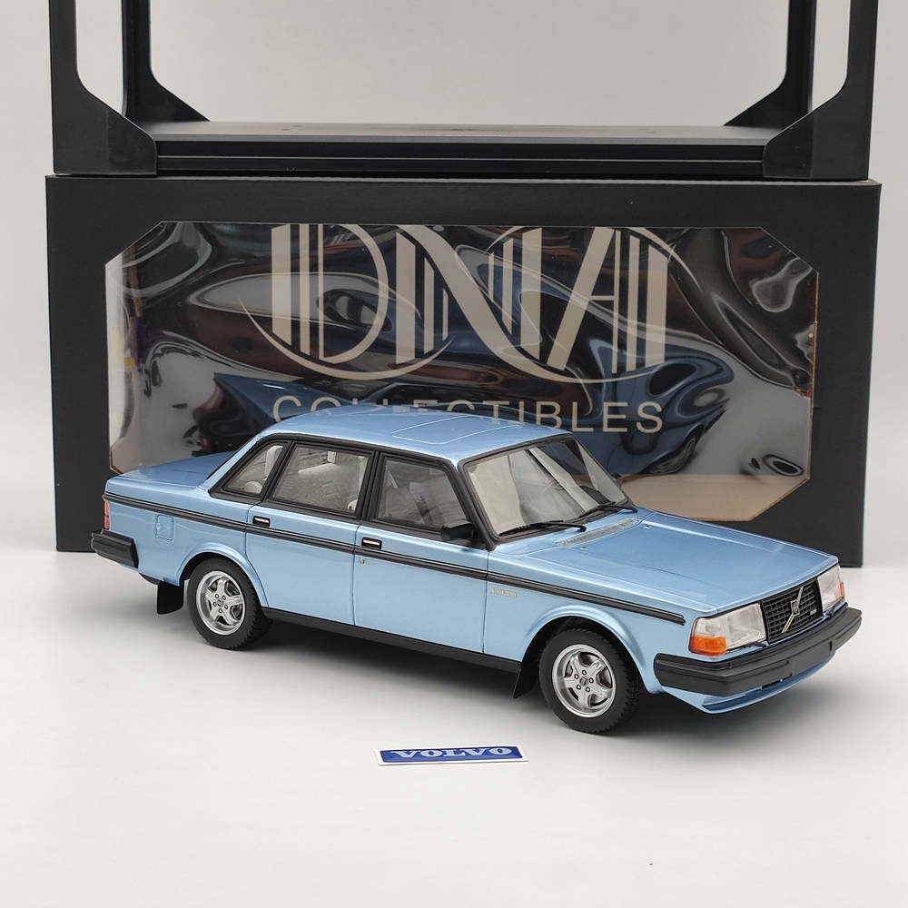 Modèle réduit de voiture en résine DNA Collectibles 1/18 Volvo 244 Turbo DNA000135, édition limitée, bleu, jouets, cadeau