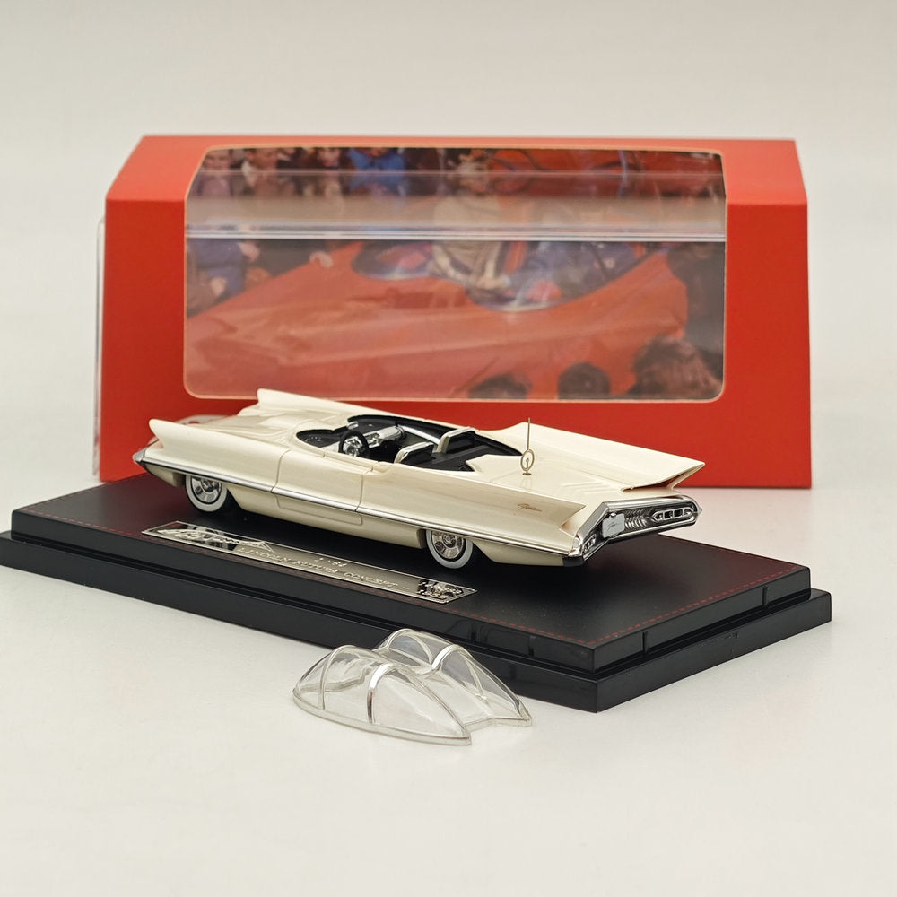 1/64 HRN Model 1955 FUTURA CONCEPT Minichamps White Diecast Models Car