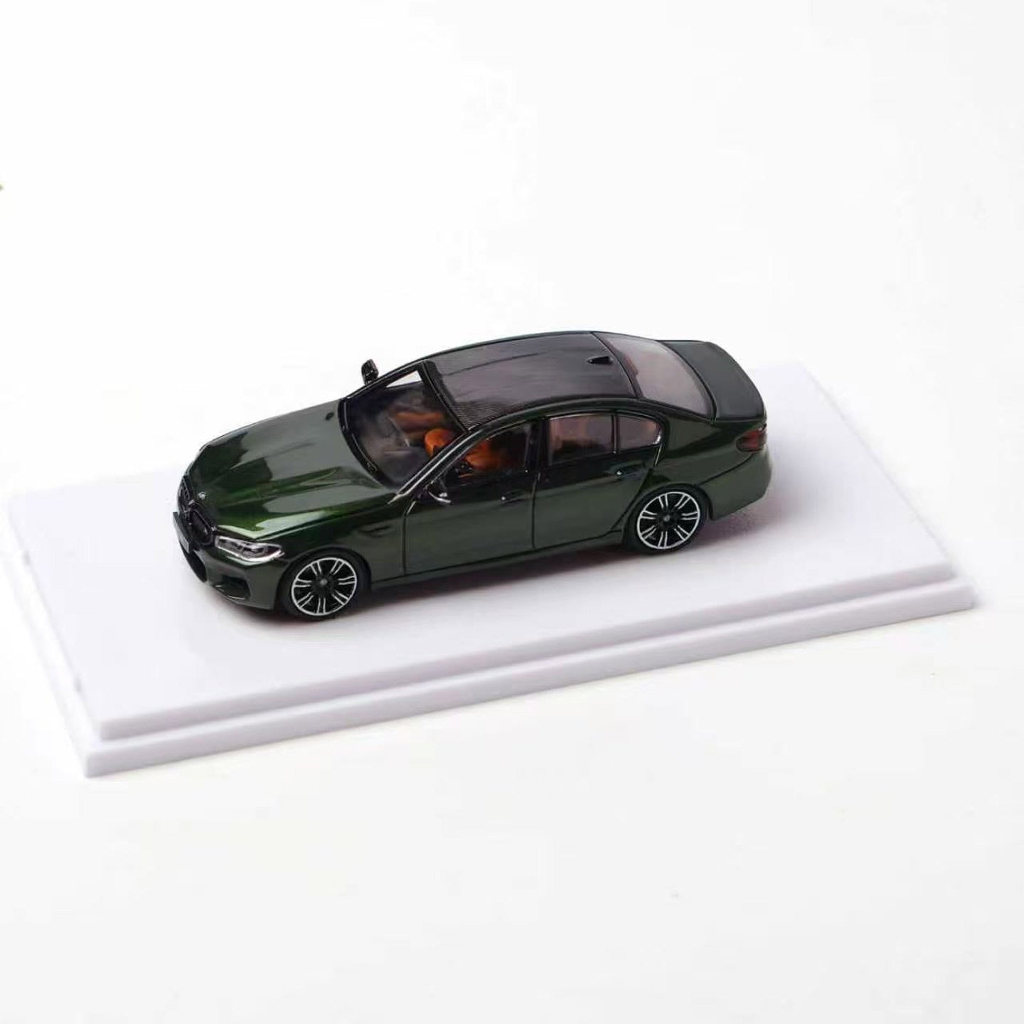 HM 1:64 Scale M5 F90 Four-Door Coupe Die-Cast Toys Car Model Collection 5 Series