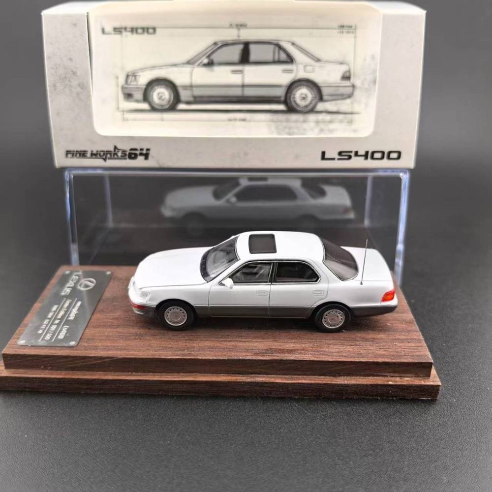 Fine Works 1:64 Lexus LS400 XF10 UCF10 Miniature Diecast Toys Car Models Collection Gifts