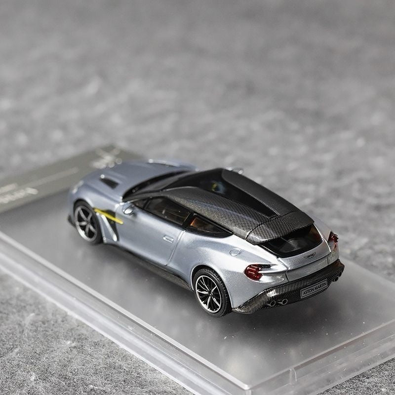 KING MODEL 1:64 Aston Martin Vanquish Zagato Shooting Brake Diecast Toys Car Model Gifts