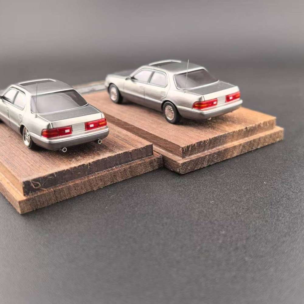Fine Works 1:64 Lexus LS400 XF10 UCF10 Miniature Diecast Toys Car Models Collection Gifts