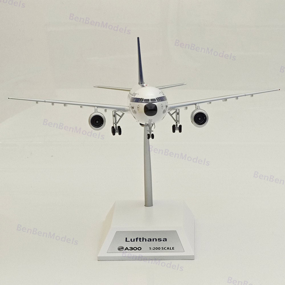 Lufthansa / Airbus A300B2-100 / D-AIAC / JF-A300-001 / 1:200/WITH STAND/Aircraft