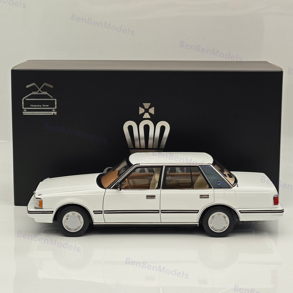1/18 Toyota Crown Seventh Generation MS122 White Beige Diecast Model Car
