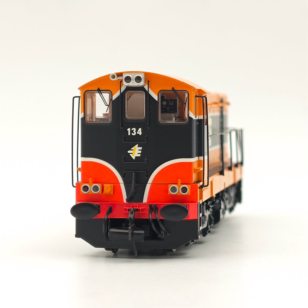 1:76 Murphy Models MM0134 Class 121 Diesel Locomotive 134 in IE livery -Railways