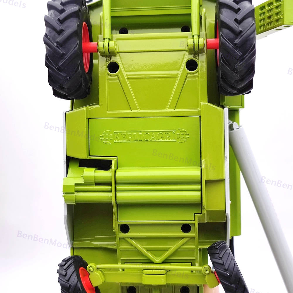 Replicas 1/32 CLAAS 88 MAXI DOMINATOR COMBINE HARVESTER & HEADER TRAILER REP170