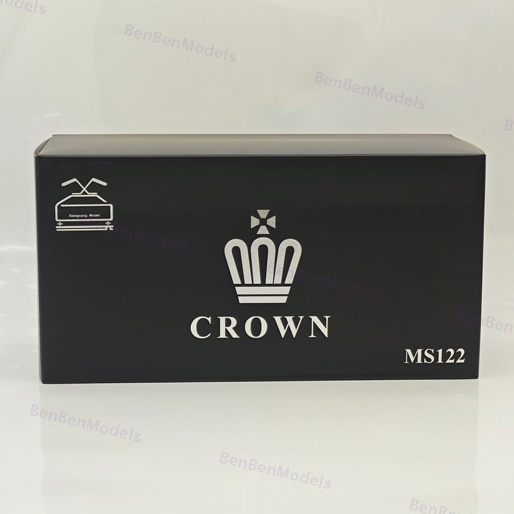 1/18 Toyota Crown Seventh Generation MS122 Silver / Blue Interior Diecast