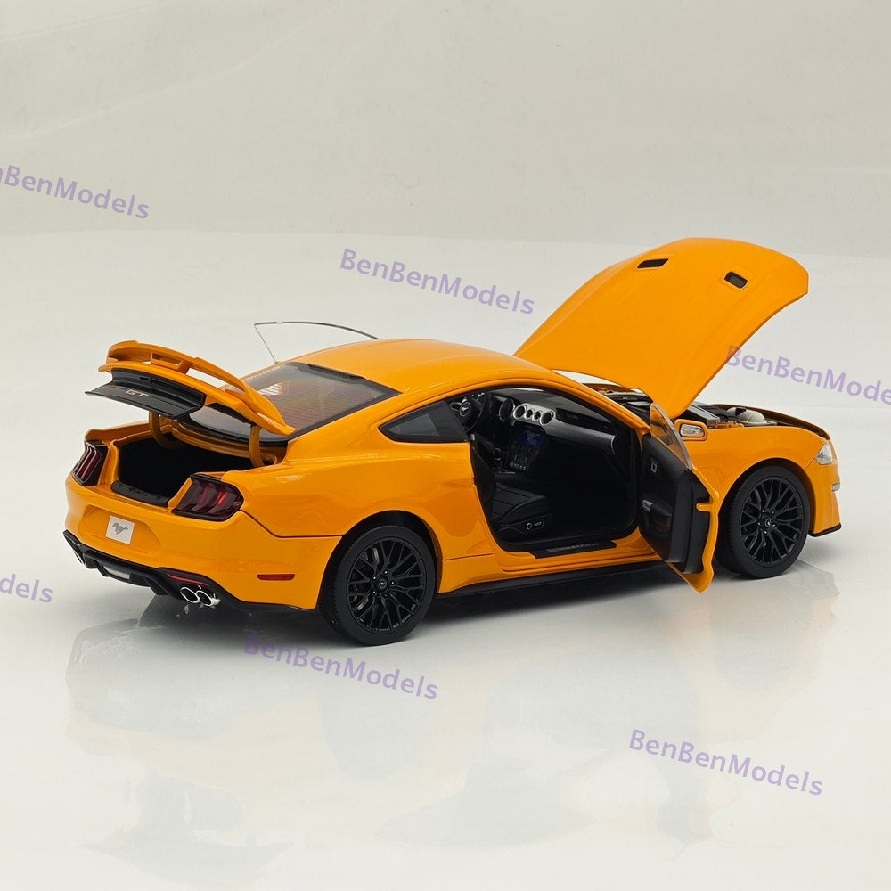 DM 1/18 Scale Replicas Ford Mustang GT 2019 Widebodykit Pack LHD Orange Fury