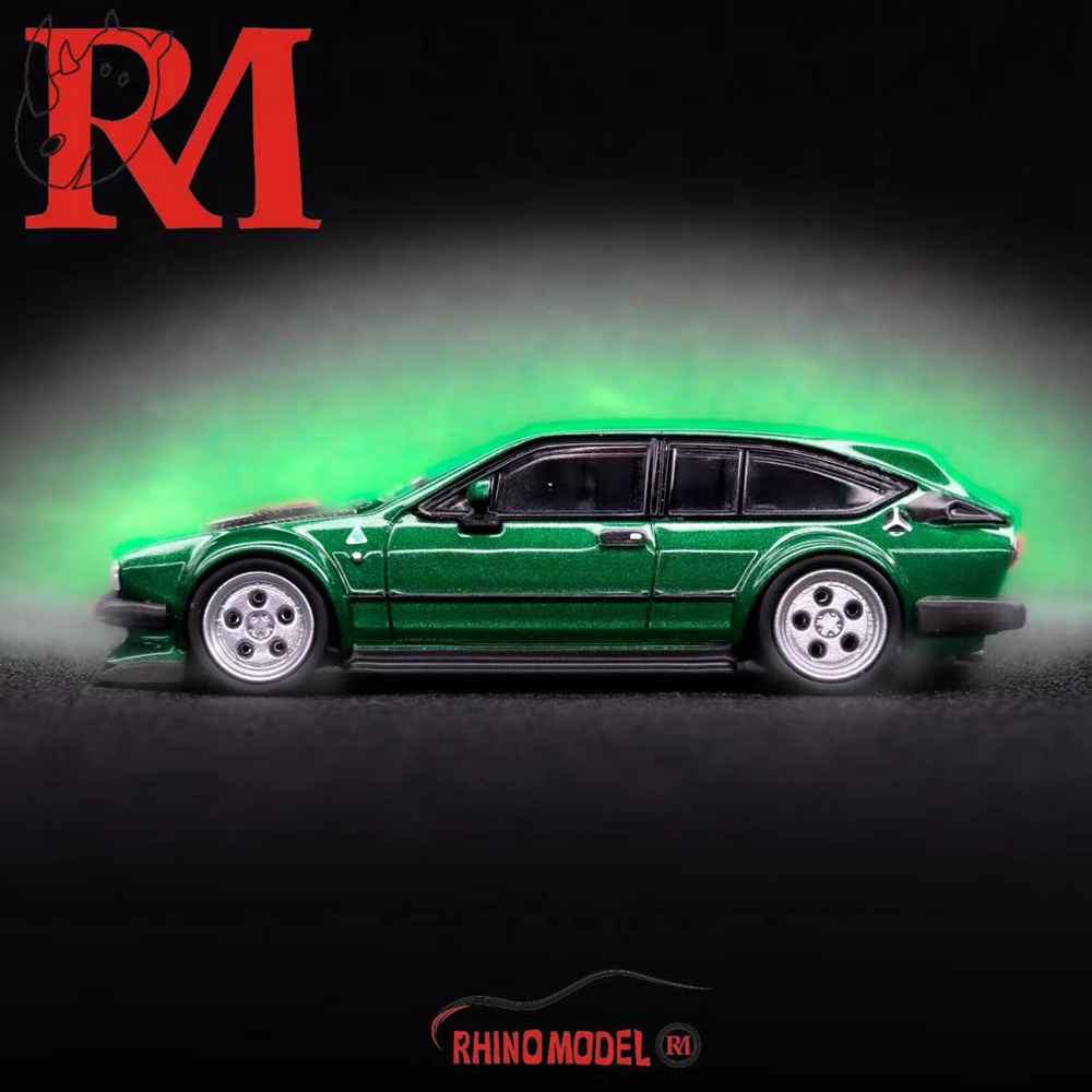 RM 1:64 Alfa Romeo GTV6 Wide Body Modified Open Hood with Engine Diecast Toys Car Collection Gifts