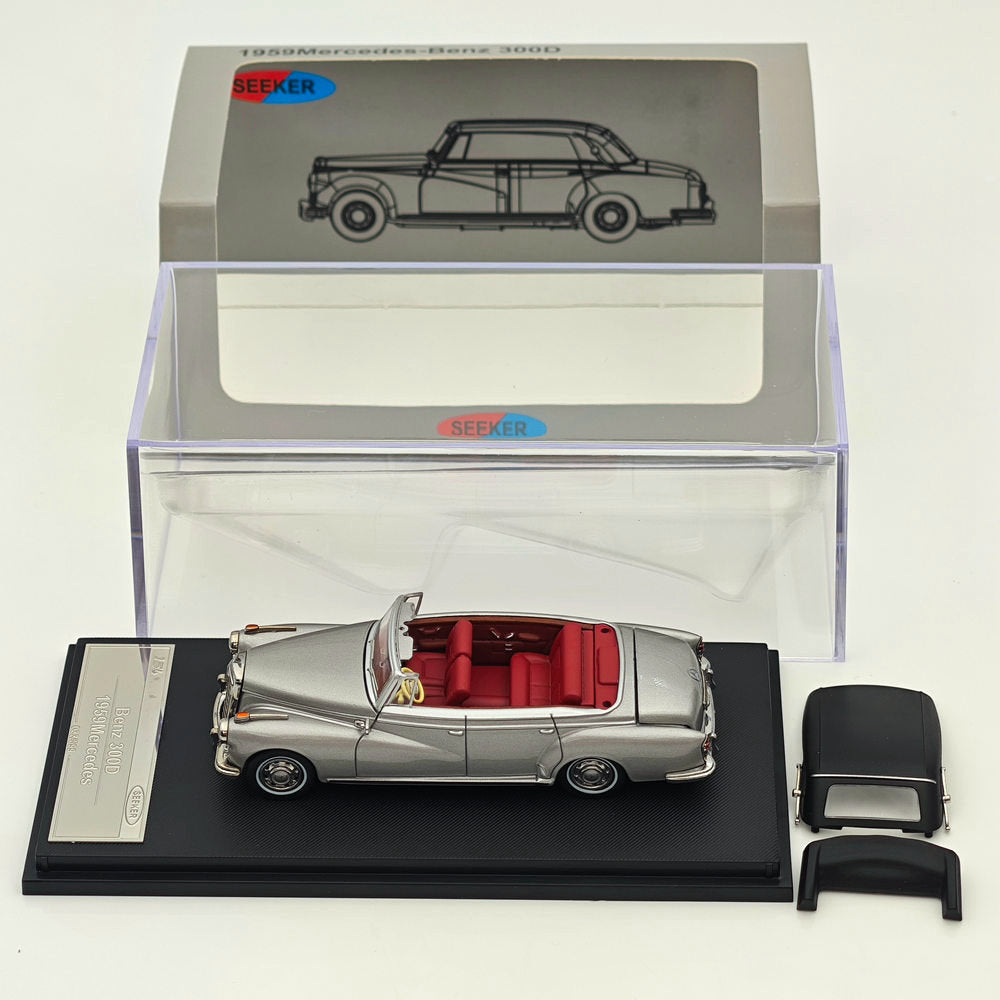 Seeker 1:64 Mercedes Benz 300D Convertible Soft Top Alloy Car Model Collection Diecast Toys Car Miniature Hobby Gifts