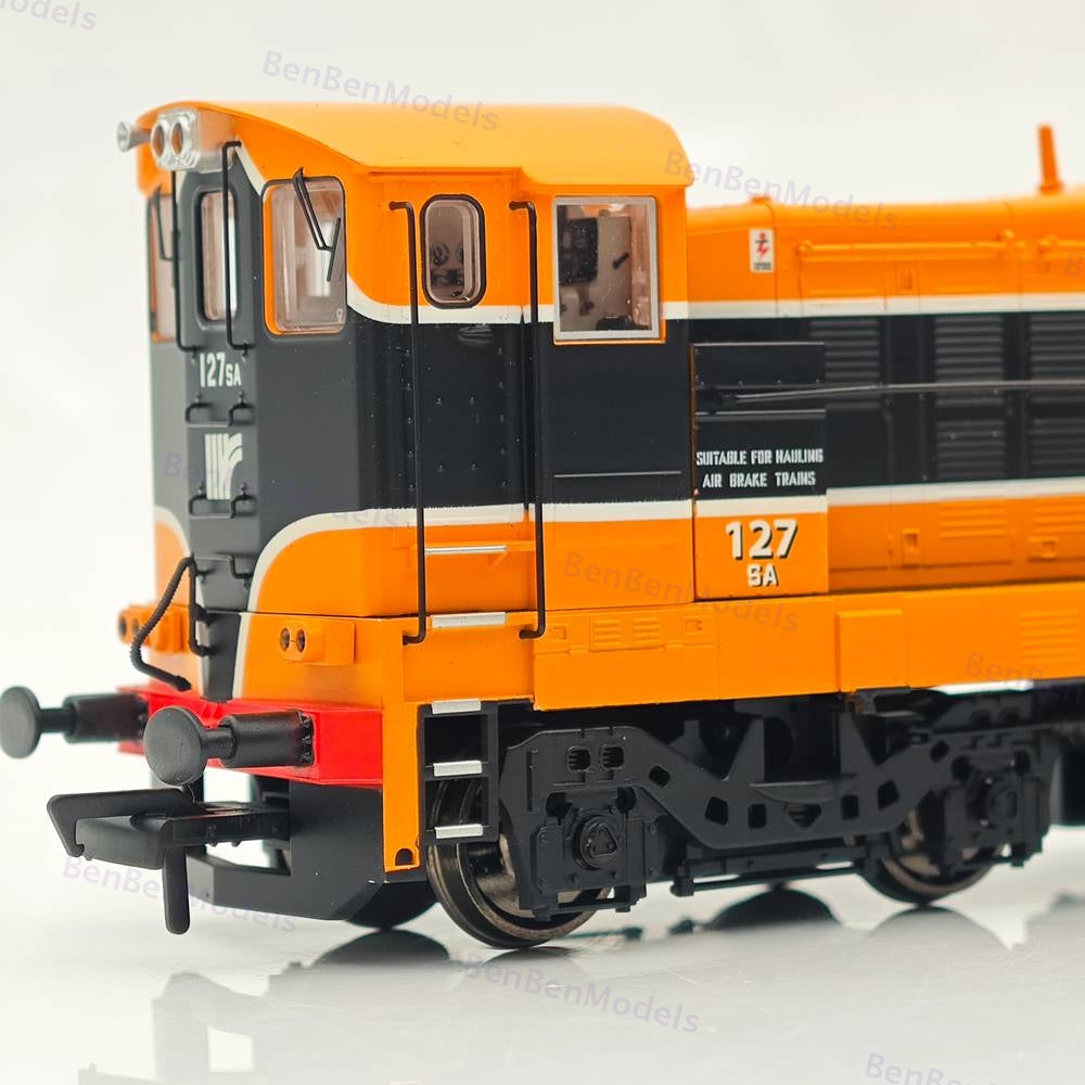 1:76 Murphy Models Class 121 Diesel Locomotive MM0127 IR LOGO Irish Rail livery