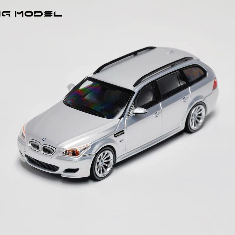 KING MODEL 1:64 BMW M5 E60 TOURING Wagon Diecast Toys Car Models Hobby Collection Gifts Silver--Available in UK - Purchase only from UK addresses