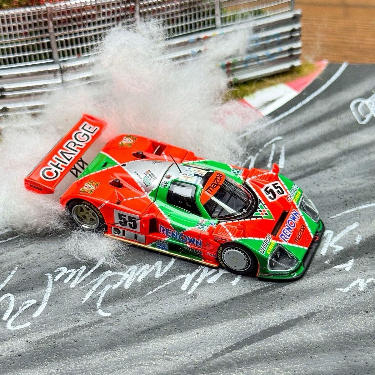 MH 1:64 Mazda 787B Le Mans Winner Diecast Model Front/Rear Removable Collectible