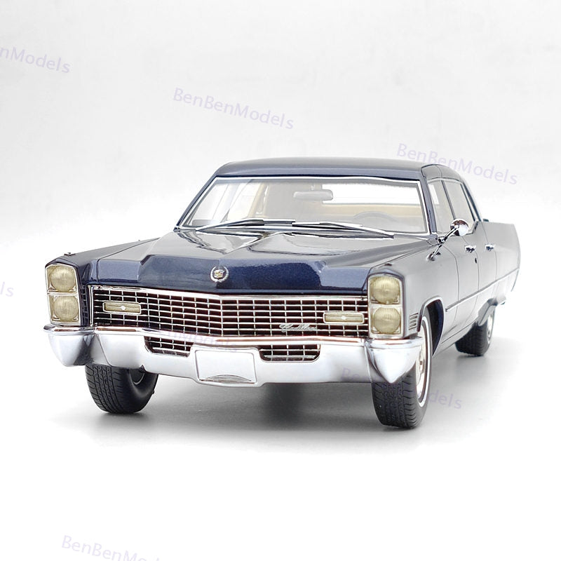 1:18 BOS Cadillac Fleetwood Series 75 Limousine 1967 Blue BOS393 Resin Model Car