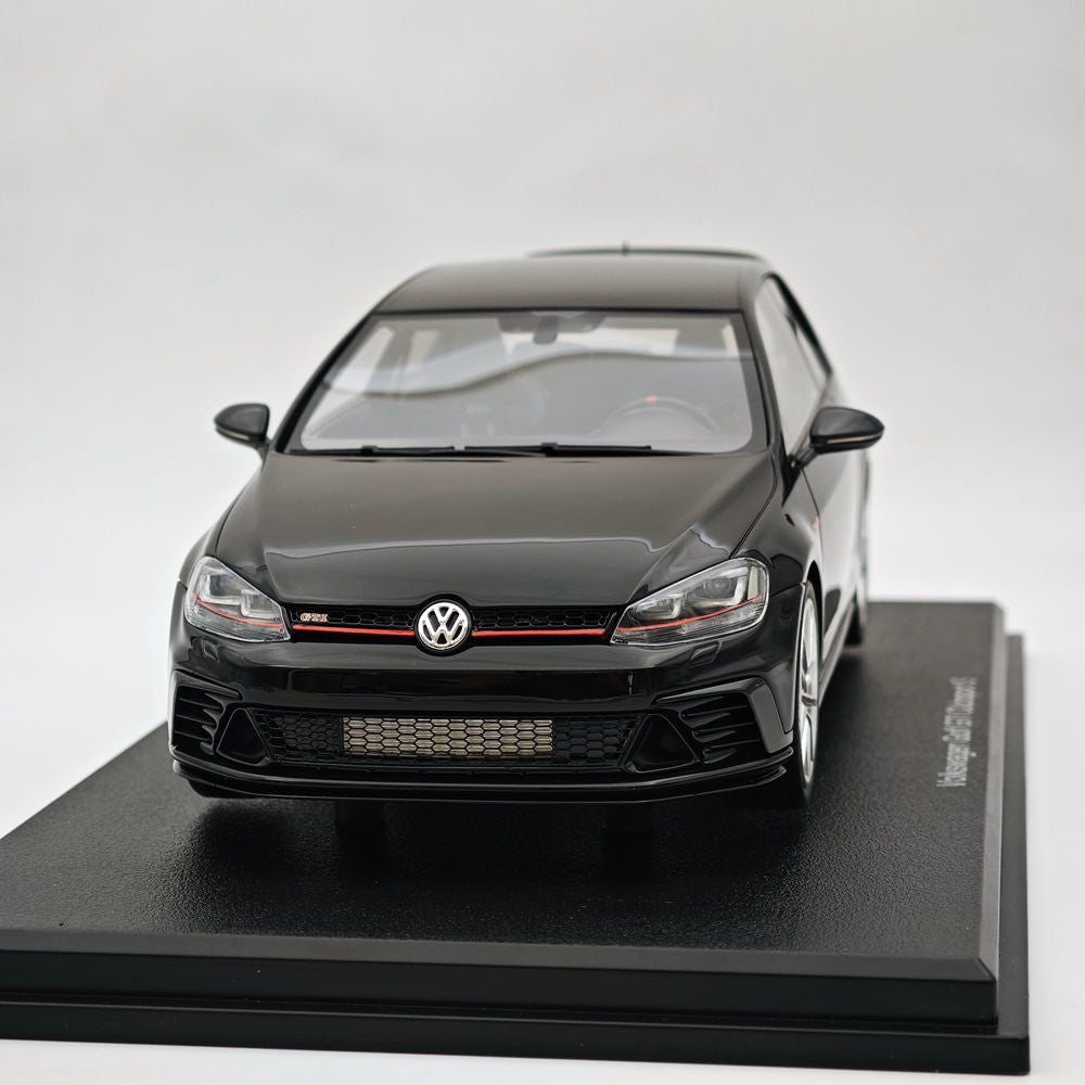 1/18 DNA Collectibles Volkswagen Golf GTI VII Clubsport s 2017 Black Resin Car