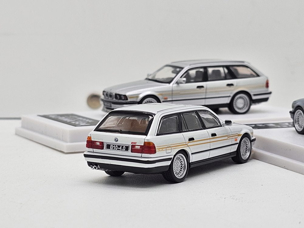 MJ 1:64 BMW E34 Touring alpina Diecast Toys Car Models Hobby Collection Gifts