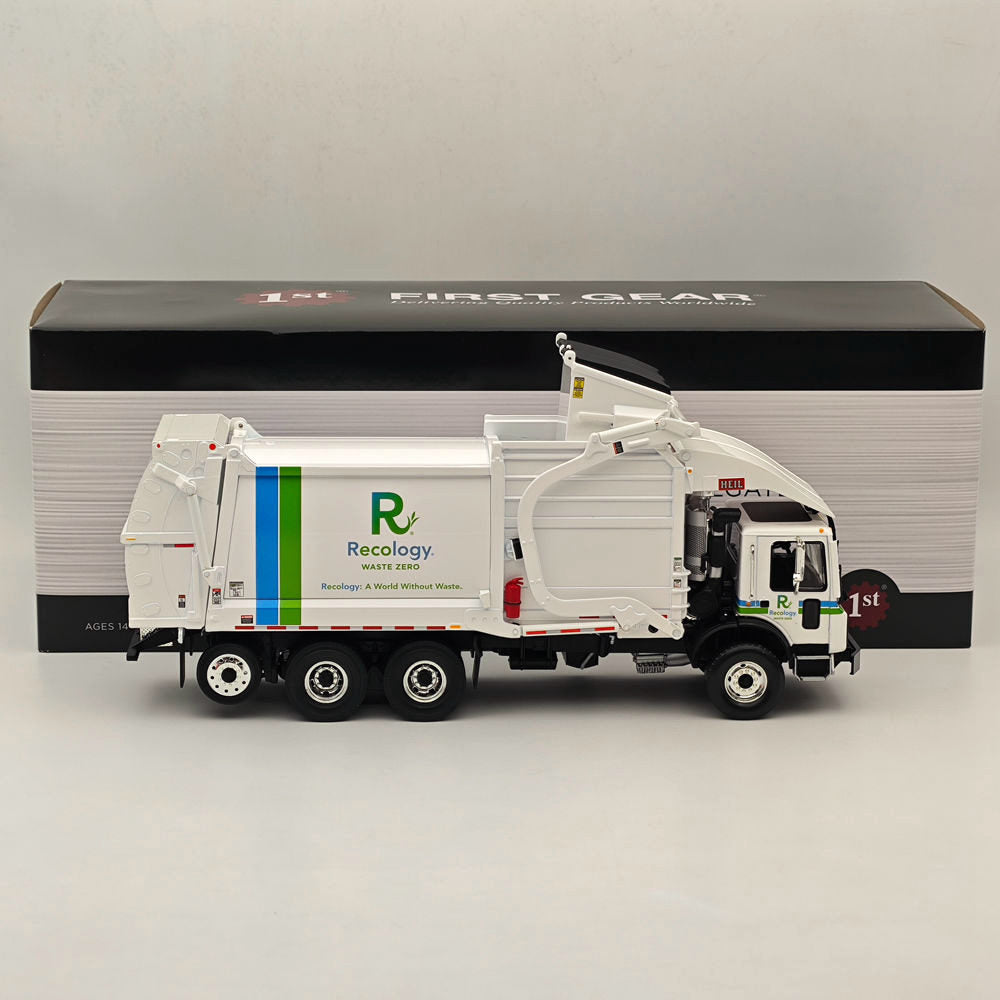 FIRST GEAR 1/34 Mack TerraPro Front End Load Refuse with CNG