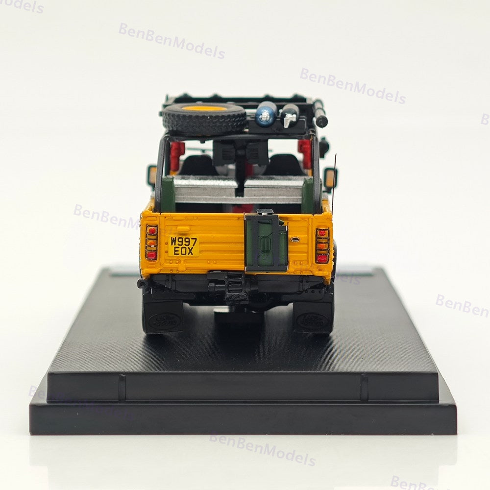 1:64 SW Yellow Camel Defender 90 Pickup Sports Model Diecast Metal Car Limited