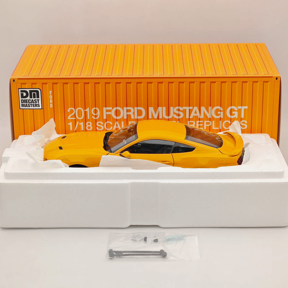DM 1/18 Scale Model Replicas Mustang GT 2019 Orange Fury RHD Diecast Car Miniature Hobby Gifts