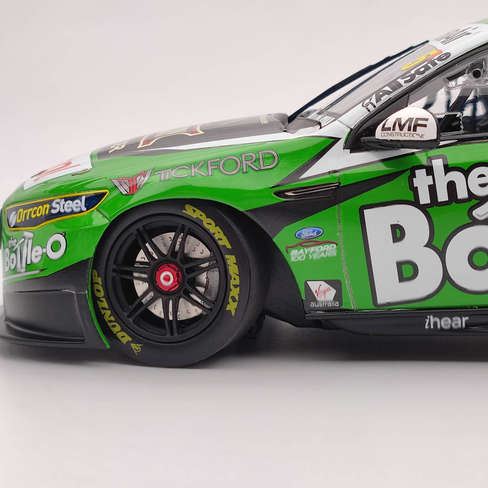 1/18 Apex Ford The Bottle-O Racing Team #5 Mark Winterbottom 2017 AD81422 Modèles moulés sous pression Collection limitée
