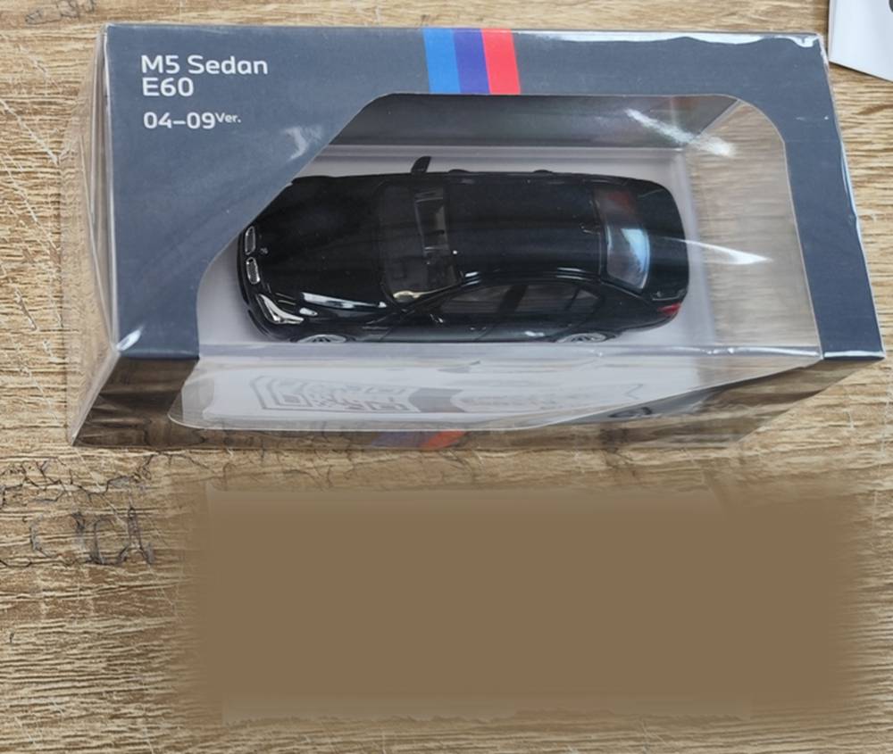 KING MODEL 1:64 BMW M5 E60 Sedan Diecast Toys Car Models Hobby Collection Gifts Black--Available in UK - Purchase only from UK addresses