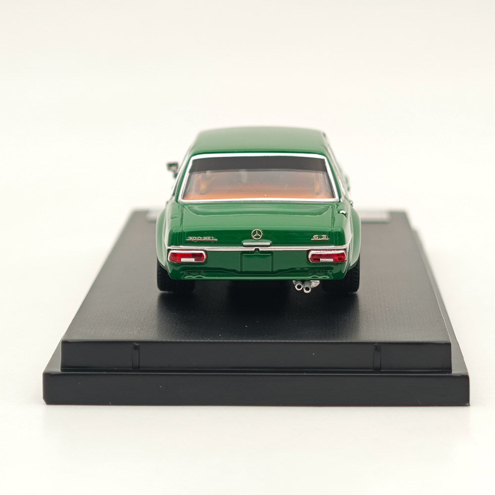 BSC 1:64 Mercedes Benz 300SEL W109 AMG Green Diecast Car Model Toy Collections
