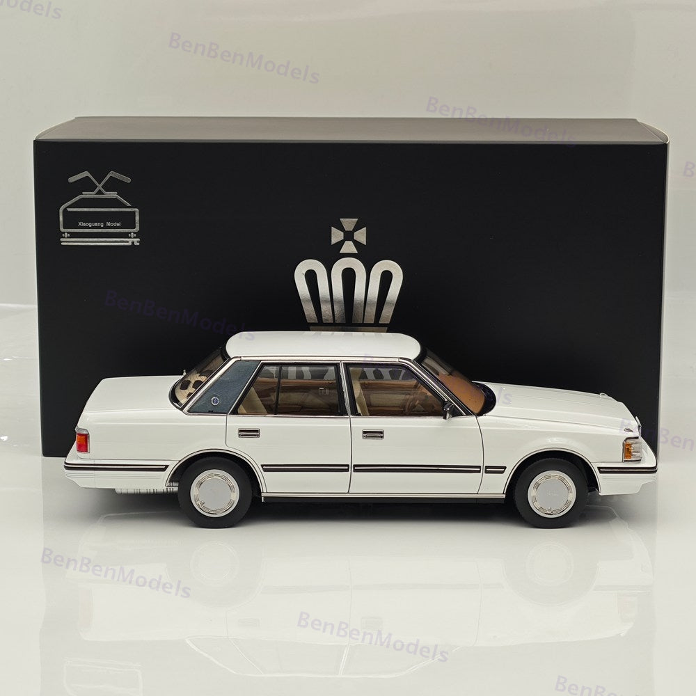 1/18 Toyota Crown Seventh Generation MS122 White Beige Diecast Model Car