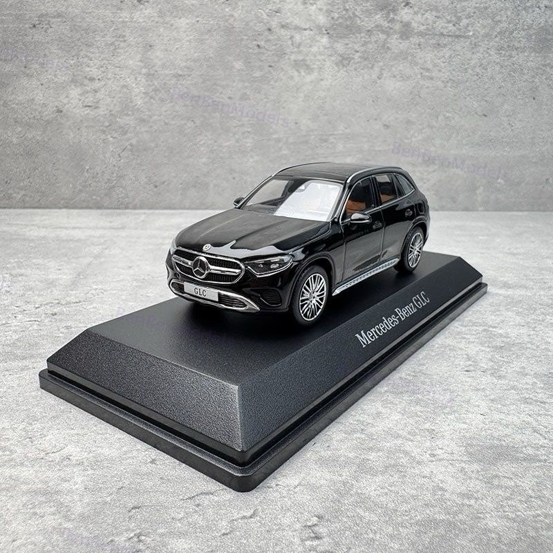 iScale 1:43 Mercedes-Benz GLC X254 2024 Car Diecast Model Collectible Replica Gifts