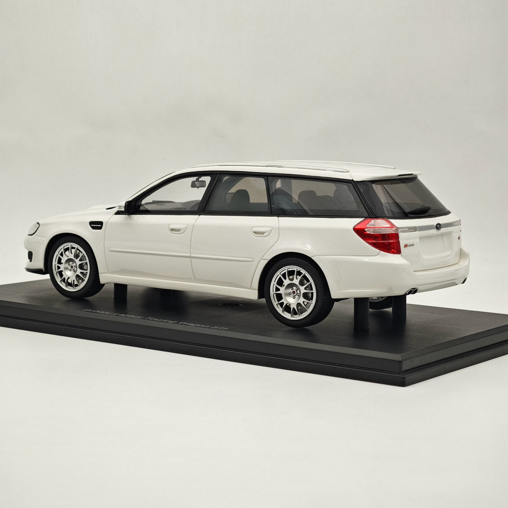 1/18 DNA Collectibles Subaru Legacy Touring Wagon STI S402 White Resin Model Car