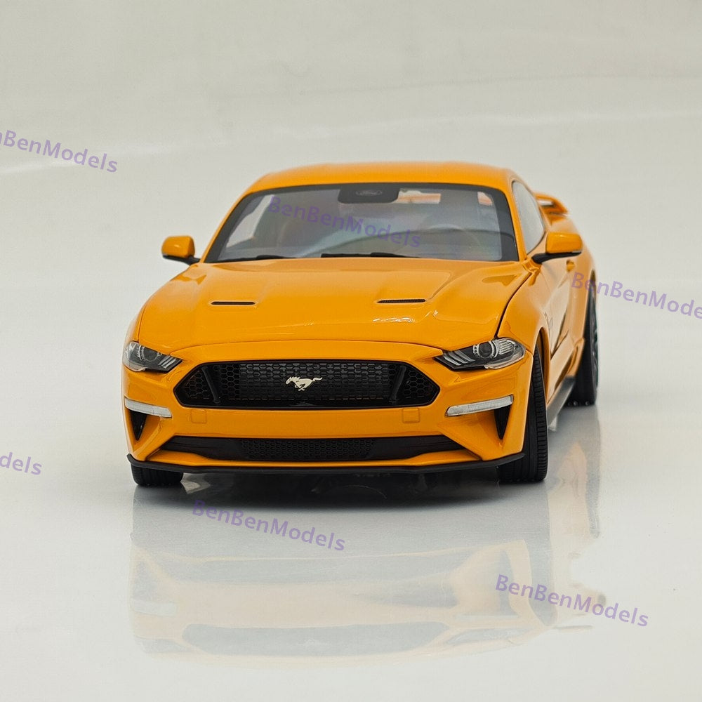 DM 1/18 Scale Replicas Ford Mustang GT 2019 Widebodykit Pack LHD Orange Fury