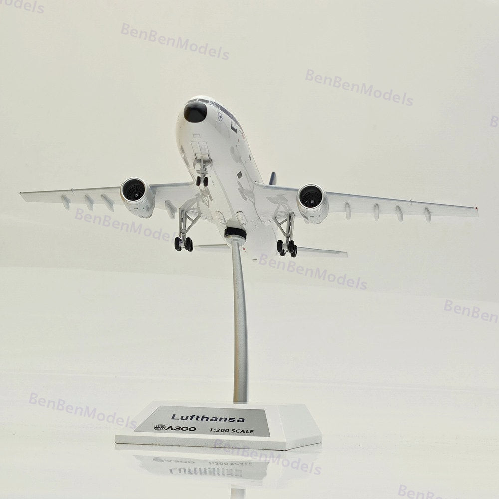 Lufthansa / Airbus A300B2-100 / D-AIAC / JF-A300-001 / 1:200/WITH STAND/Aircraft