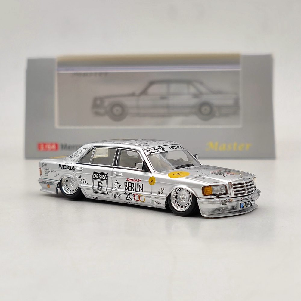 Master 1:64 Mercedes-Benz 190E Berlin Bear 2000 Lowride Diecast Toys Car Models Miniature Vehicle Hobby Collection Gifts