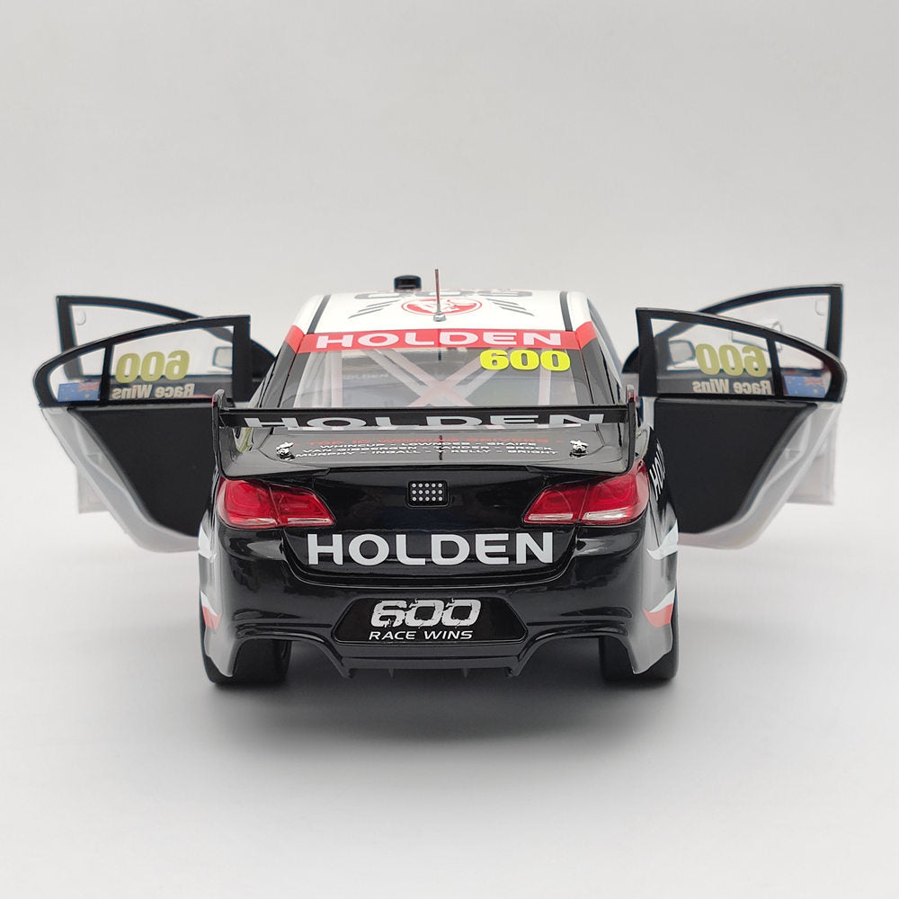 1/18 Authentique HOLDEN VF COMMODORE 600 RACE WINS CONÇU PAR PETER HUGHES Jouets Voiture Cadeau