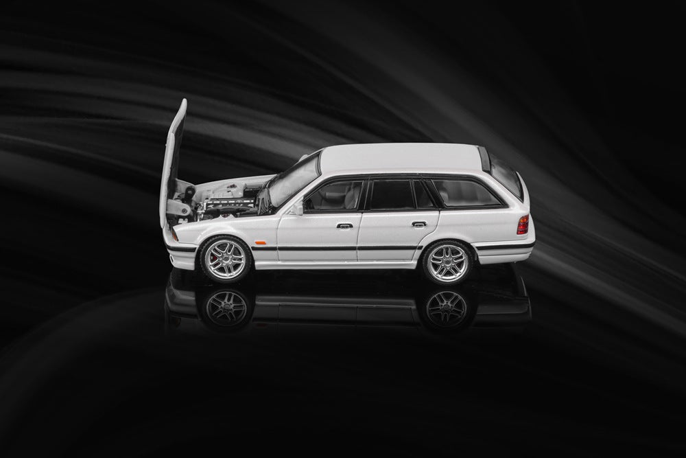 Mortal 1:64 M5 E34 TOURING Wagon Openable Hood Diecast Toys Car Models Hobby Collection Gifts