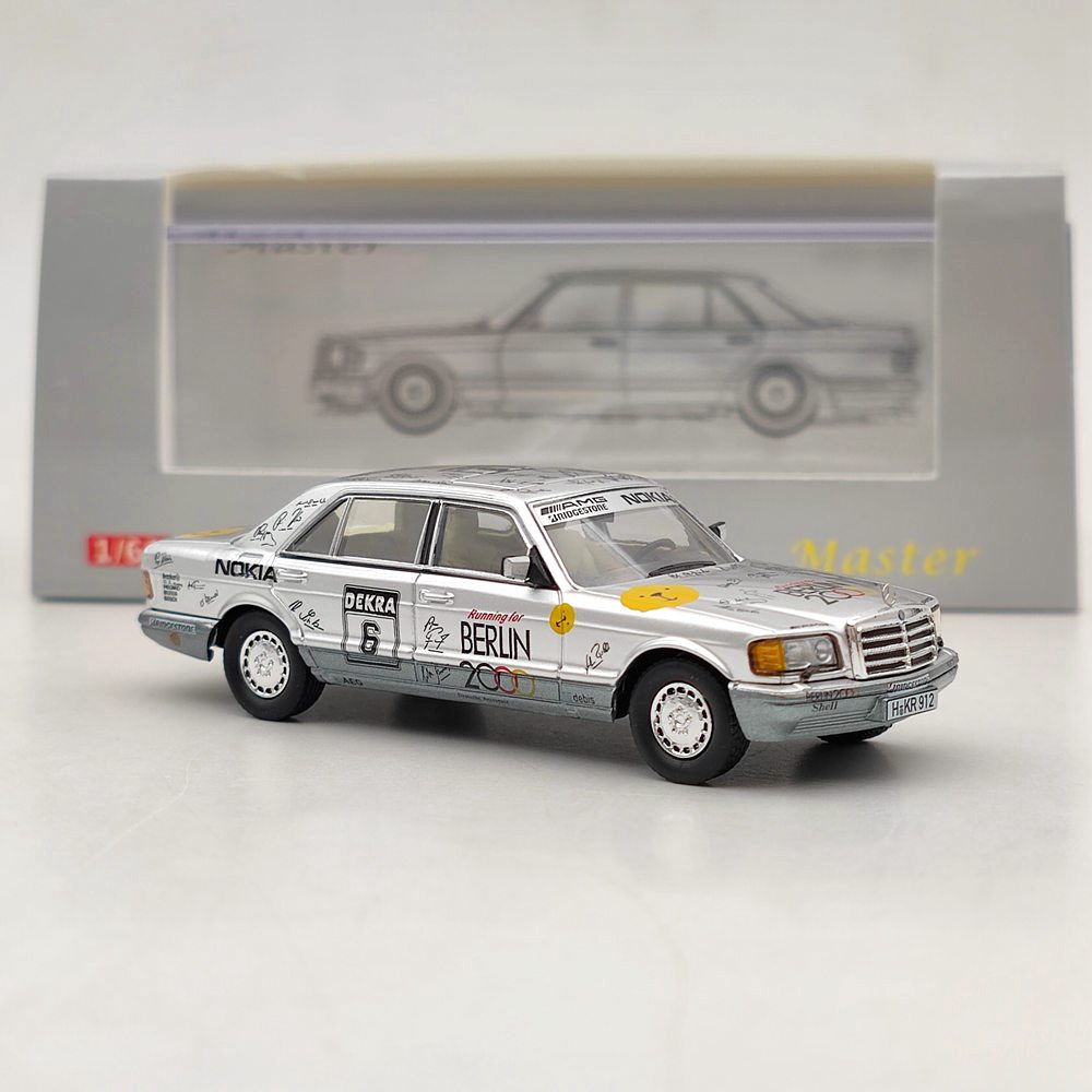Master 1:64 Mercedes-Benz 190E Berlin Bear 2000 Lowride Diecast Toys Car Models Miniature Vehicle Hobby Collection Gifts