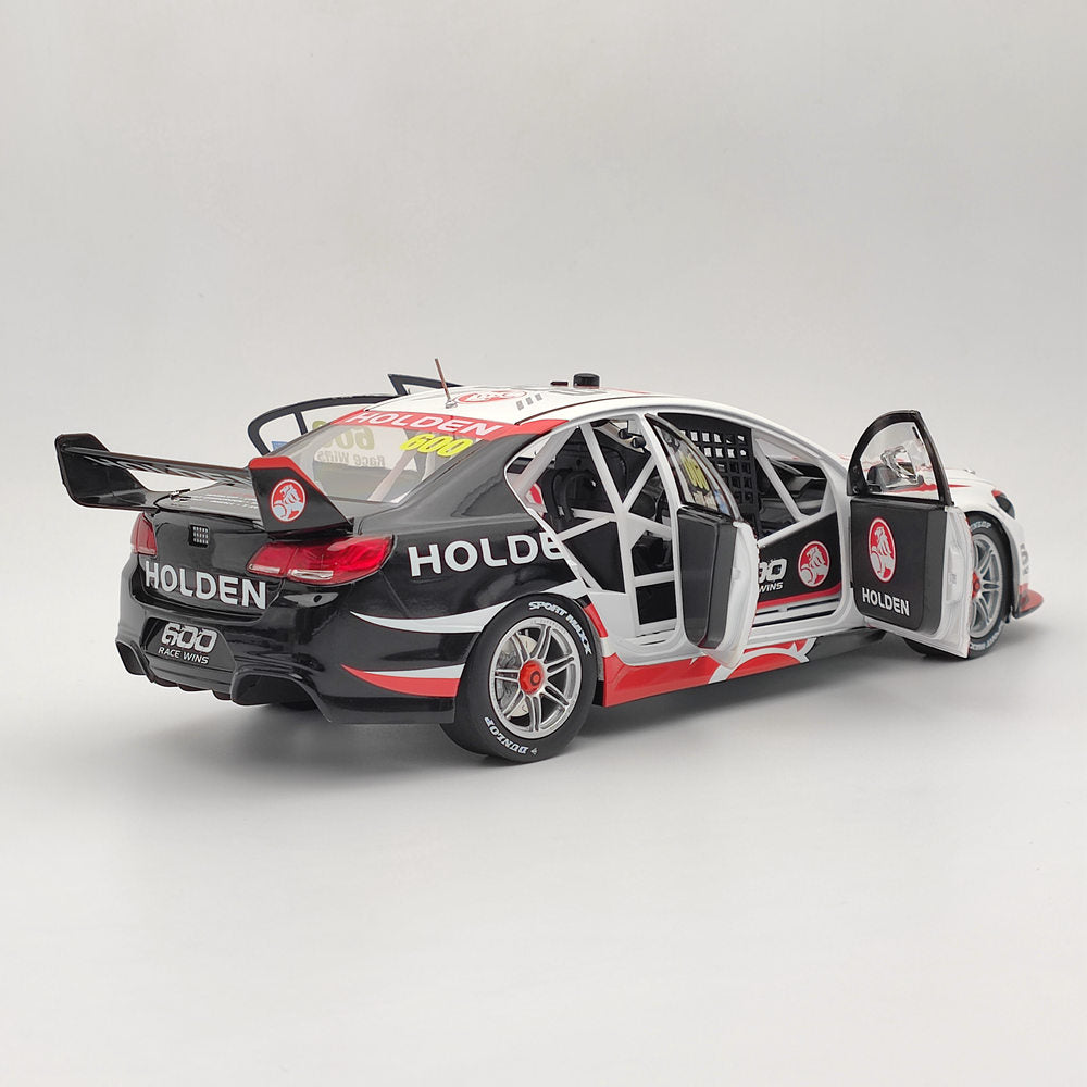 1/18 Authentique HOLDEN VF COMMODORE 600 RACE WINS CONÇU PAR PETER HUGHES Jouets Voiture Cadeau