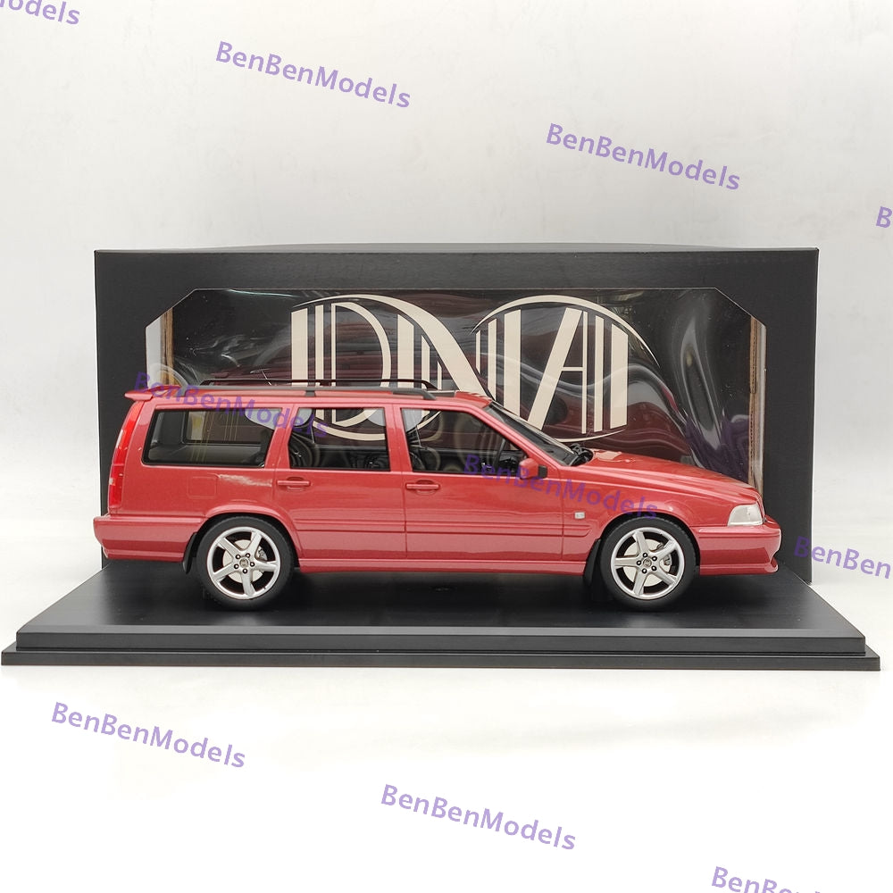 1/18 DNA Collectibles VOLVO V70 R P80 1998 DNA000154 Resin Model Car Limited Red