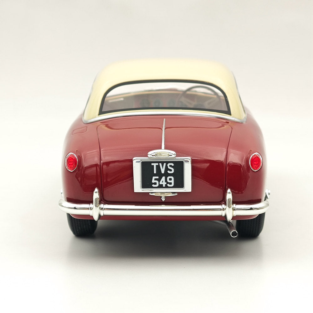 CULT 1/18 Aston Martin DB 2-4 MKII FHC Notchback 1955 CML096-2 Red Resin Model