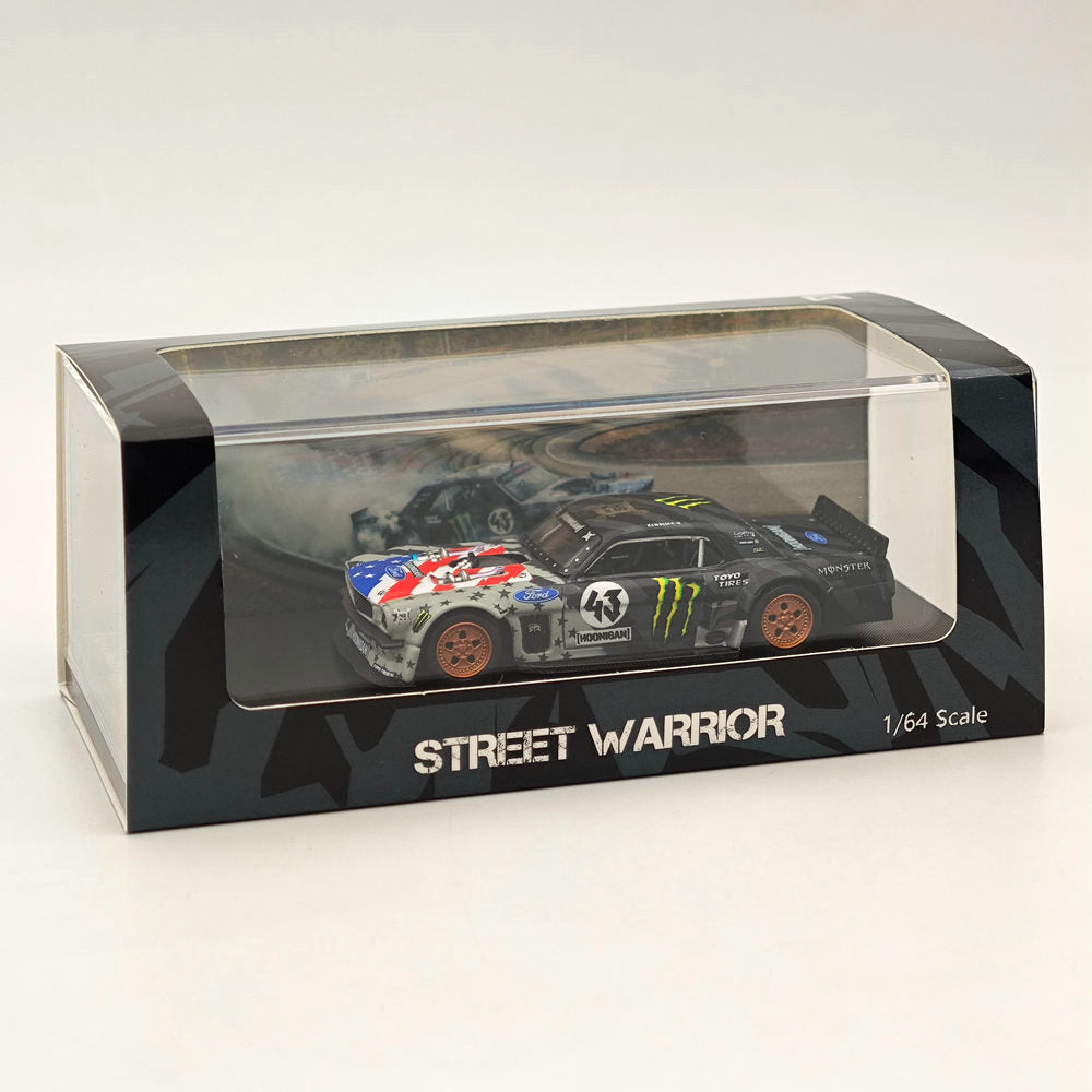 Arme de rue 1:64 Ford Mustang 1965 Ken Block's Hoonicorn RTR V2 #43 Modèle moulé sous pression Collection en édition limitée