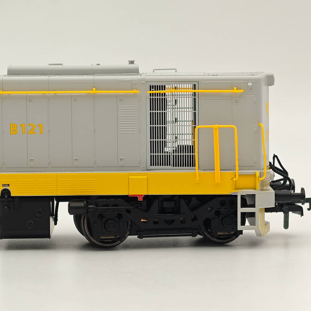 1:76 Murphy Models MM0121 Class 121 Diesel Locomotive B121 in CIE Grey livery -Railways Collection