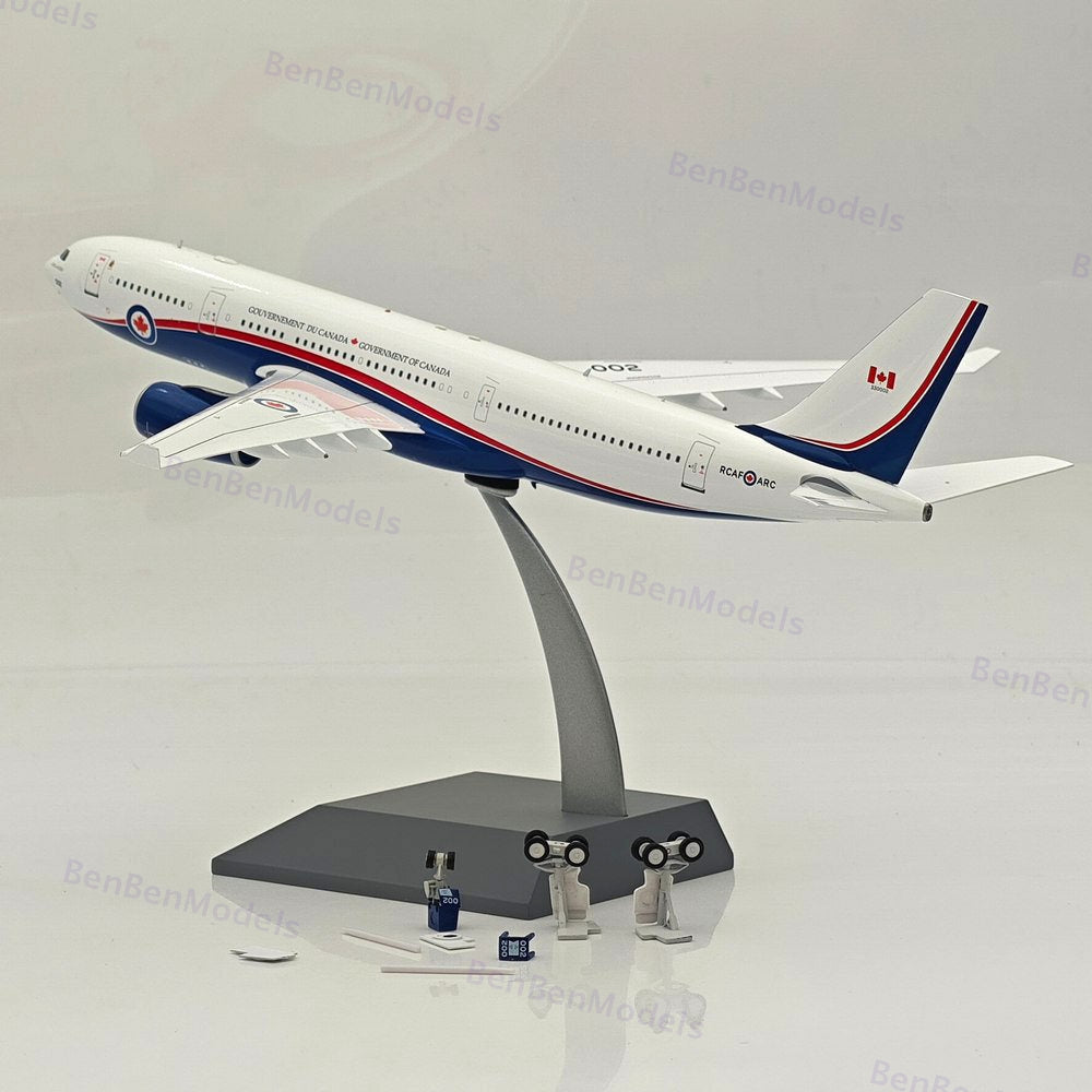 1:200 Airbus A330-200 RCAF Government of Canada 330002 / IF332RCAF01 / INFLIGHT