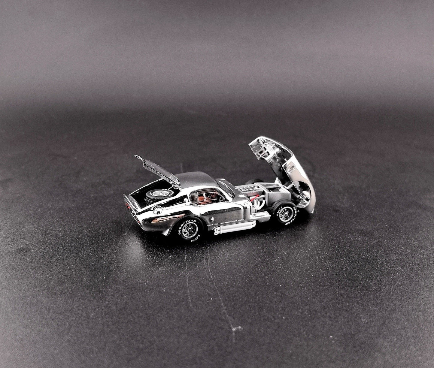 Fine Works 1/64 Aston Martin Vulcan Open Hood Alloy Diecast Toys Car Models Peak Speed