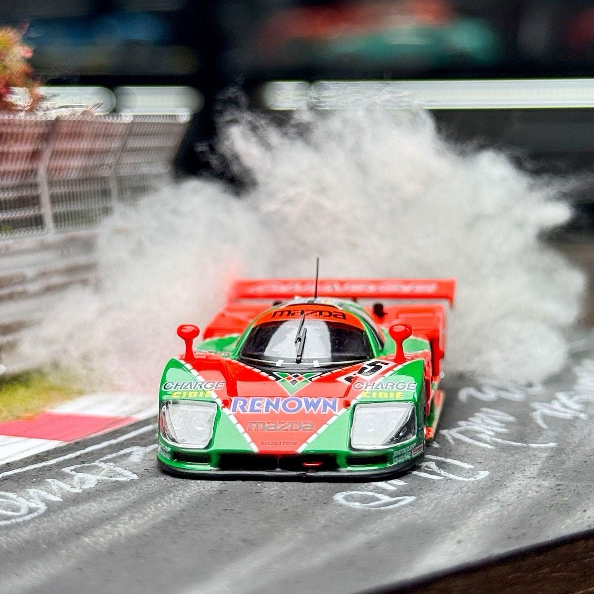 MH 1:64 Mazda 787B Le Mans Winner Diecast Model Front/Rear Removable Collectible