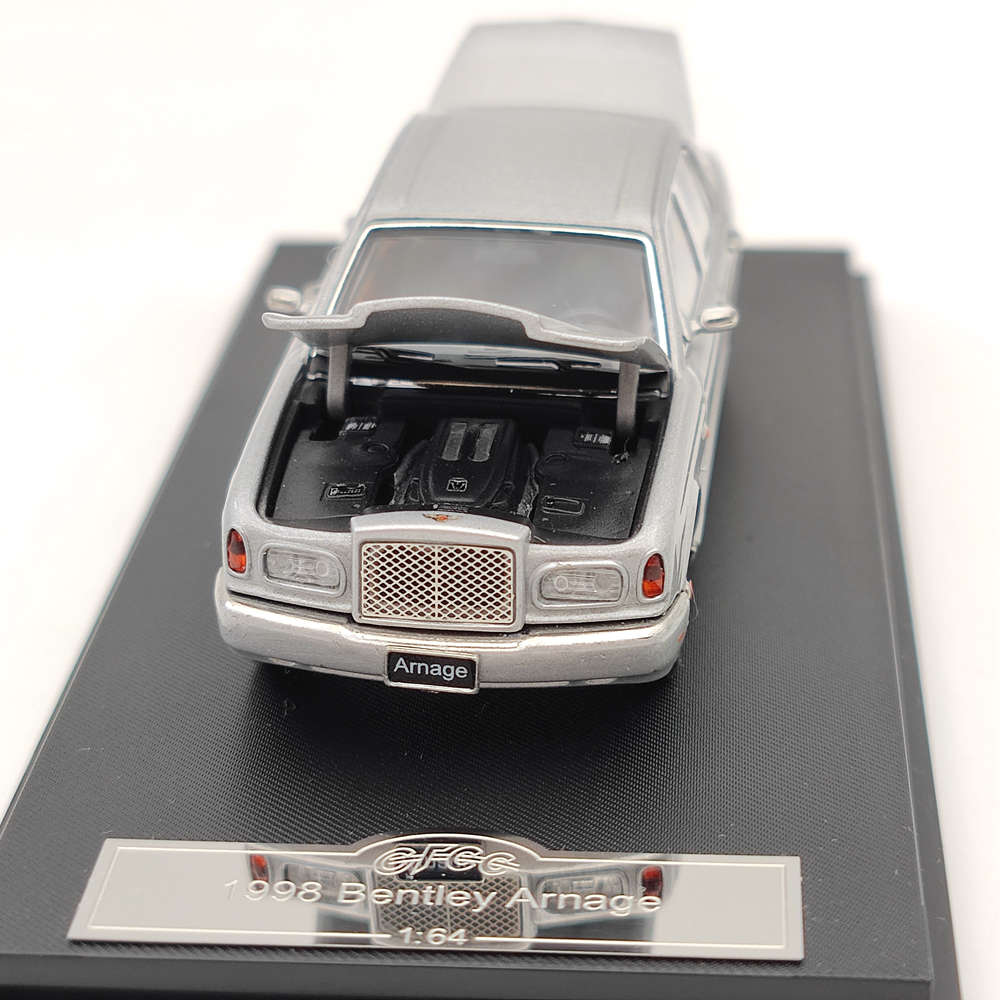 GFCC TOYS 1:64 1998 Bentley Arnage Silver Modèle de voiture moulé sous pression Collection limitée Jouets Cadeau