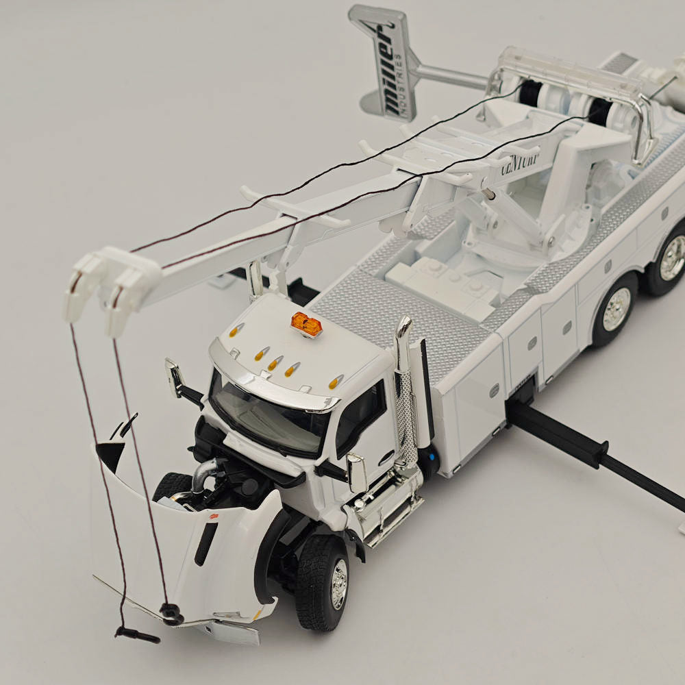 FIRST GEAR 1/50 Kenworth T880 with Century Model 1060 Rotator Wrecker White 50-3467 DIECAST Model Truck Collection