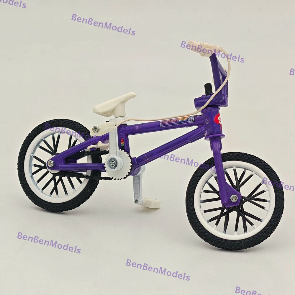 FLICK TRIX Street Hits Sunday! Finger Bike with Toys Barrier Diecast Gift Rare