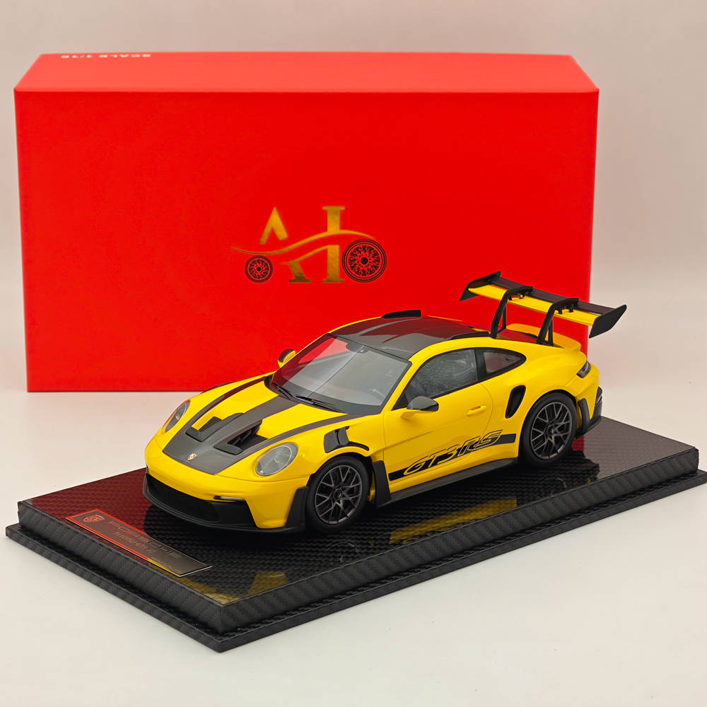 Modèle de voiture de collection en résine de haute qualité AI MODEL 1/18 Porsche 992 GT3 RS JAUNE